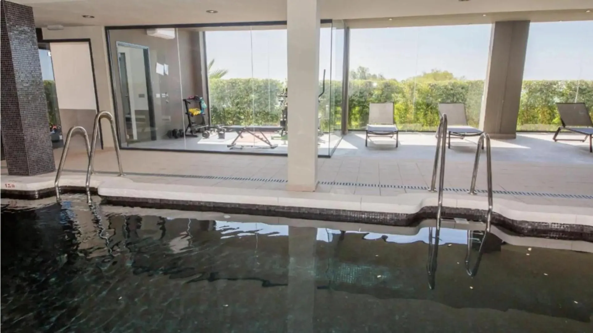 Sea View Apartments With Year-Round Open Pool Manilva