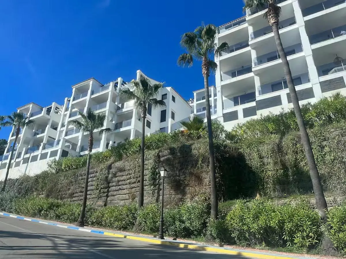 Sea View Apartments With Year-Round Open Pool Manilva