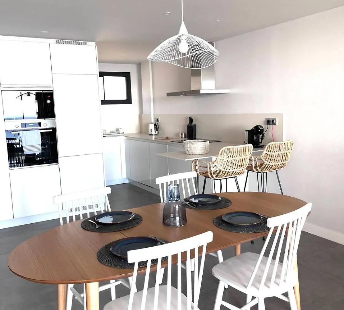 Sea View Apartments With Year-Round Open Pool Manilva