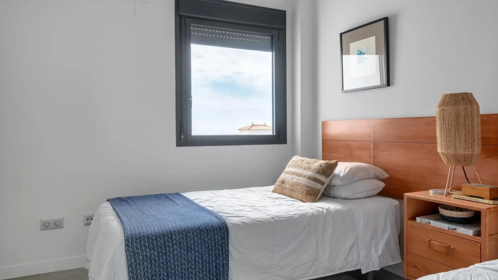 Sea View Apartments With Year-Round Open Pool Manilva