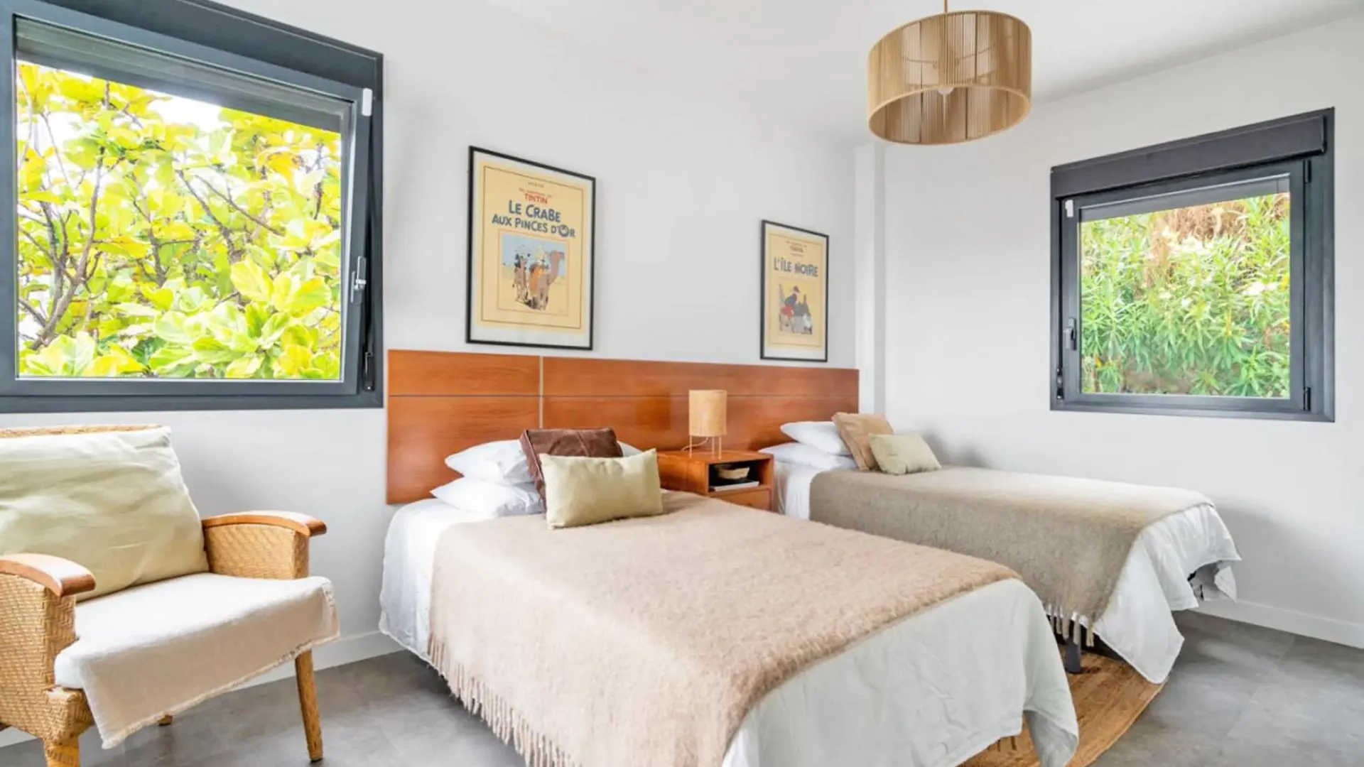 Sea View Apartments With Year-Round Open Pool Manilva