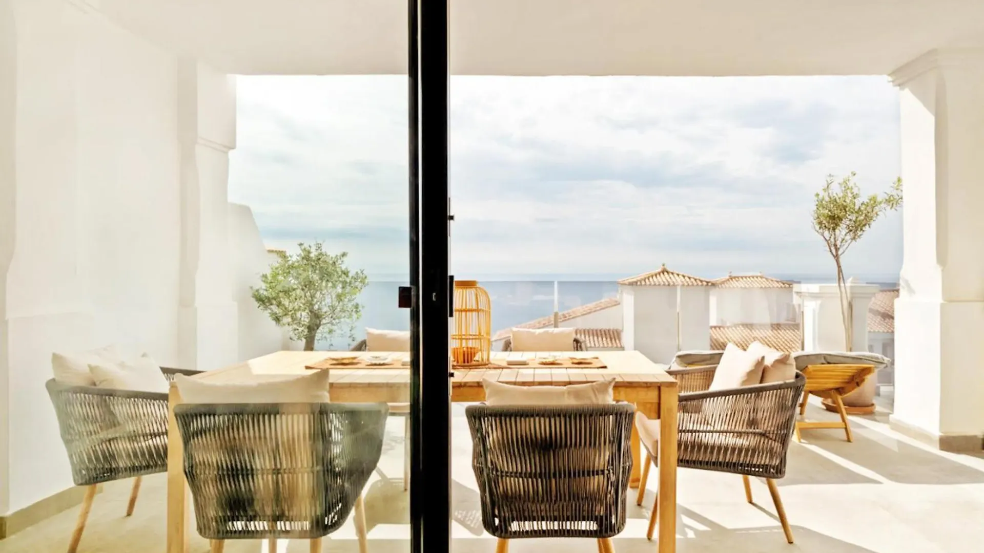 Sea View Apartments With Year-Round Open Pool Manilva 0*,