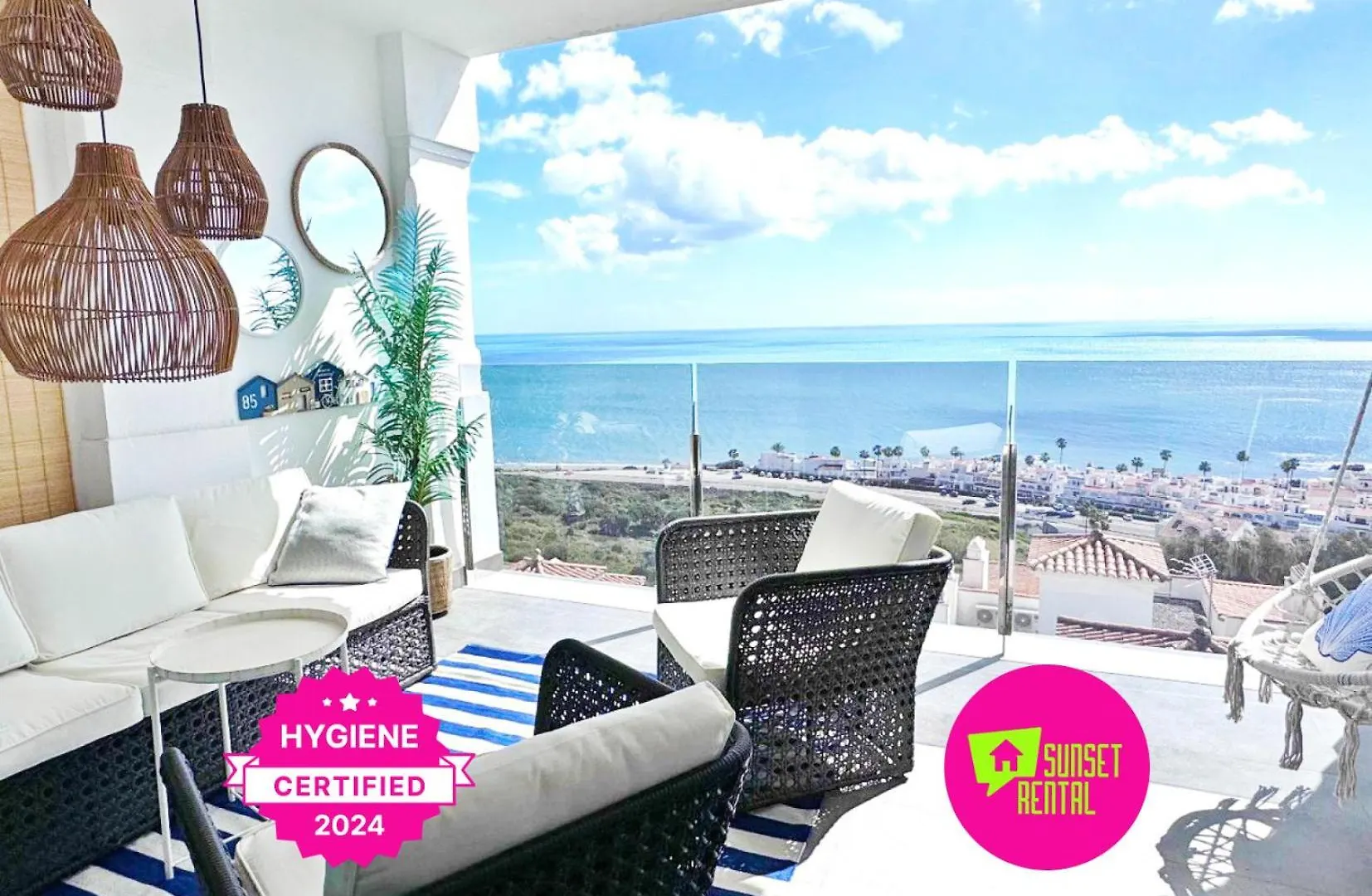 Sea View Apartments With Year-Round Open Pool Manilva İspanya